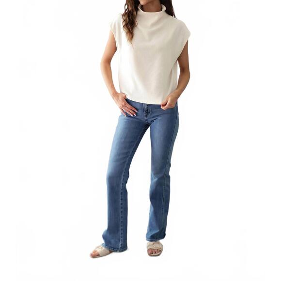 JUST BLACK DENIM Denim - NEW JUST BLACK DENIM levi seamed bootcut jeans in medium wash